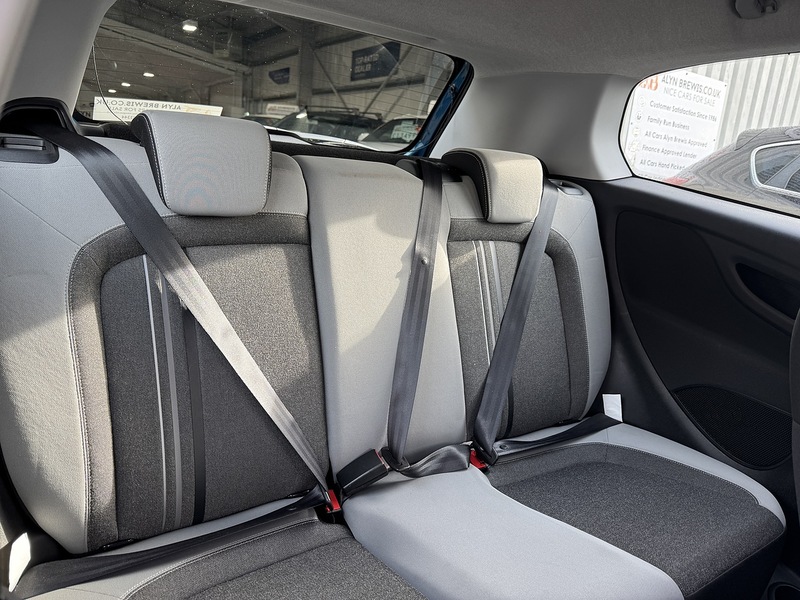 Used Fiat Punto 2013 for sale - 76323769: Photo 29