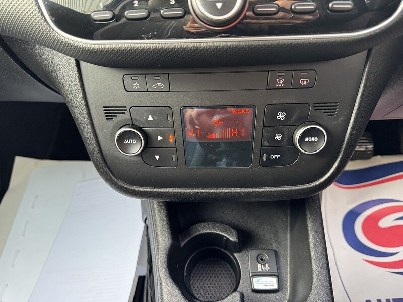 Used Fiat Punto 2013 for sale - 76323769: Photo 40