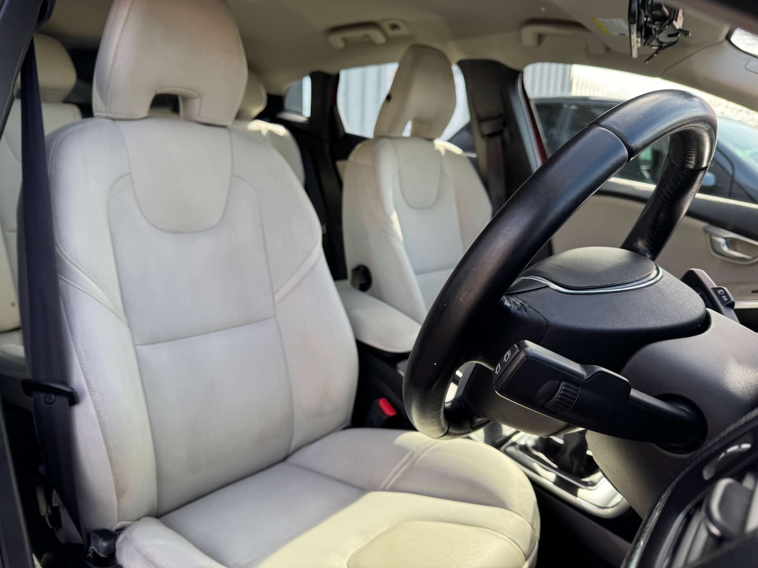 Used Volvo V40 2013 for sale - 78053753: Photo 32