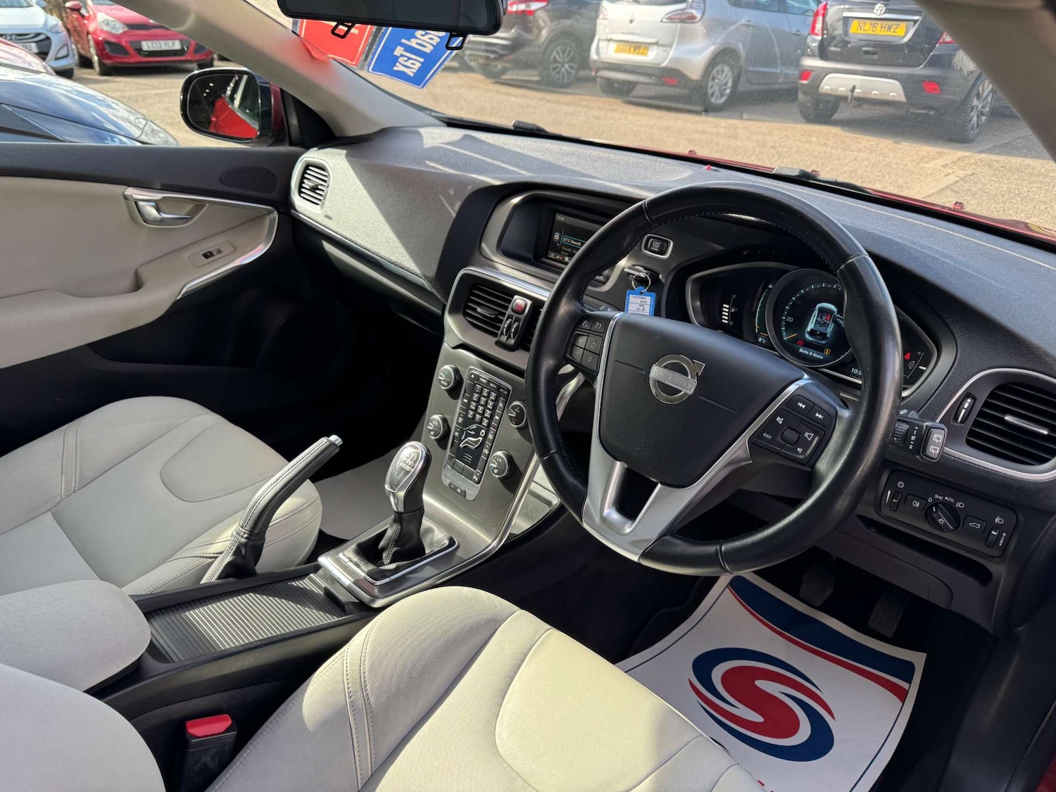 Used Volvo V40 2013 for sale - 78053753: Photo 34