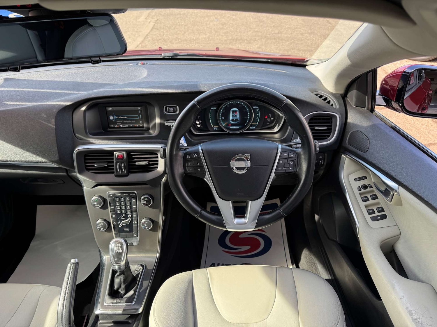 Used Volvo V40 2013 for sale - 78053753: Photo 35