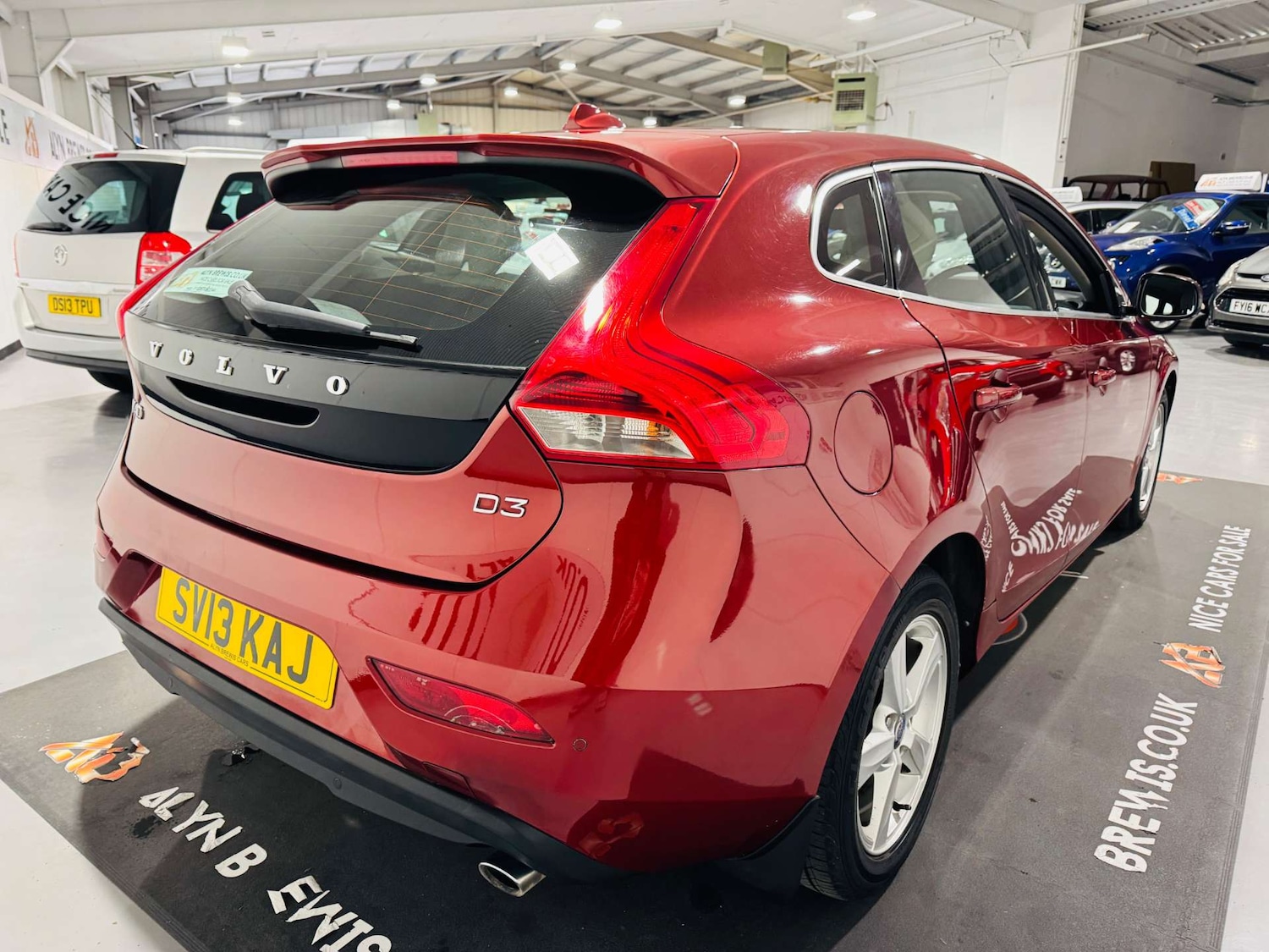 Used Volvo V40 2013 for sale - 78053753: Photo 4