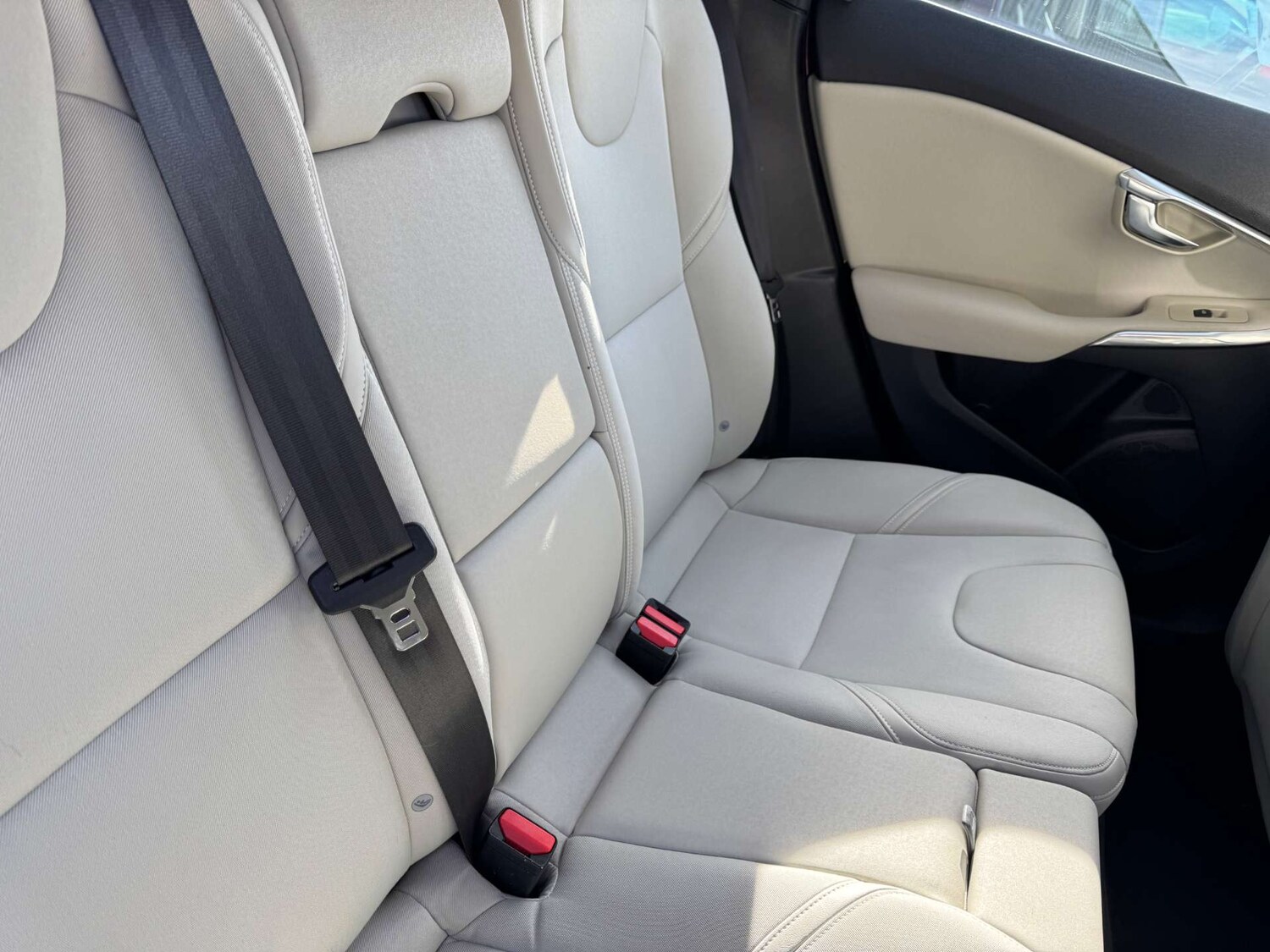 Used Volvo V40 2013 for sale - 78053753: Photo 51