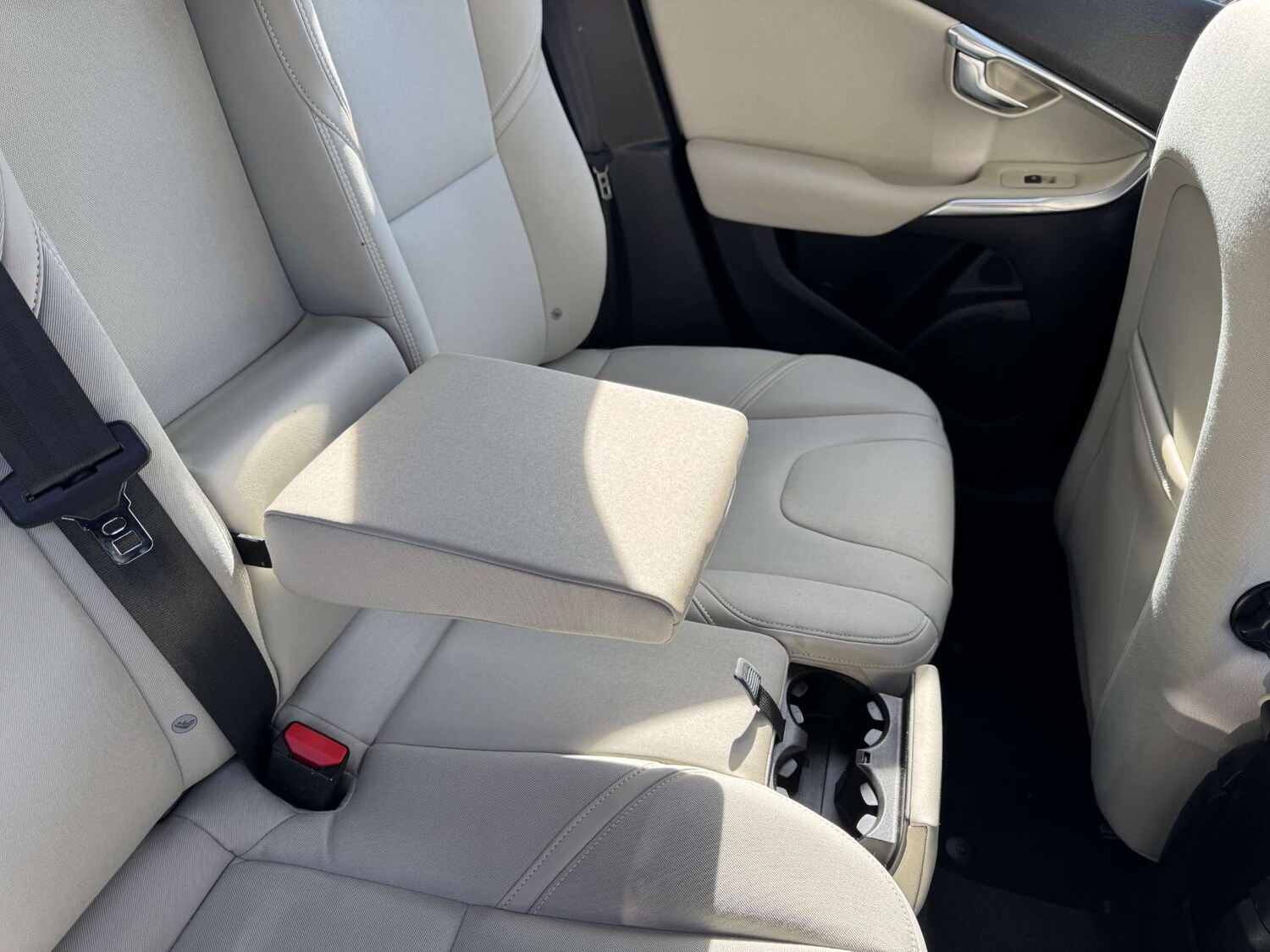 Used Volvo V40 2013 for sale - 78053753: Photo 52