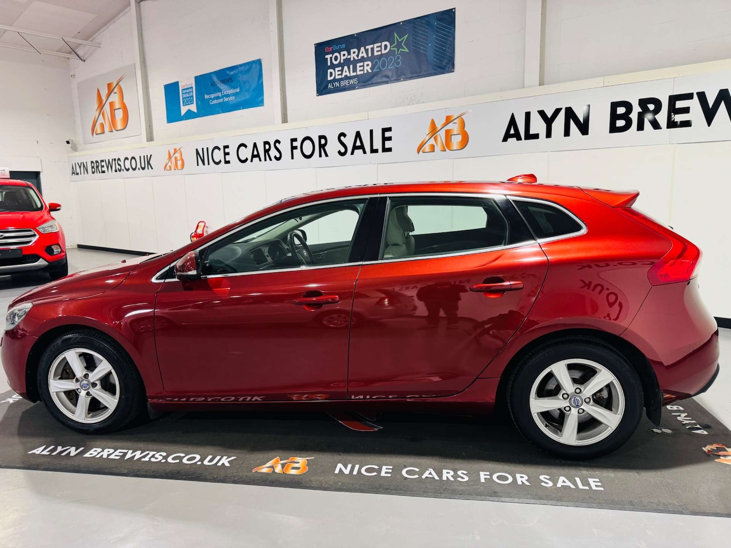 Used Volvo V40 2013 for sale - 78053753: Photo 6