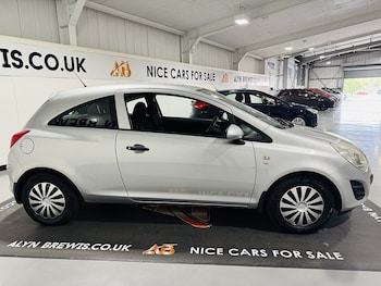 Used Vauxhall Corsa 2012 for sale - 75631511: Photo