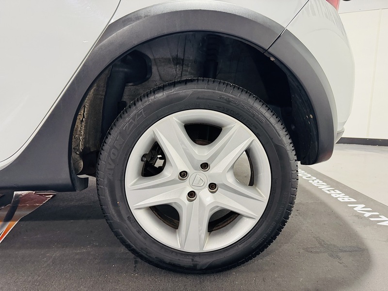 Used Dacia Sandero Stepway 2015 for sale - 76740811: Photo 15