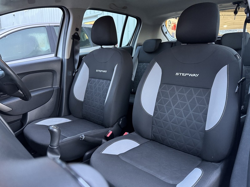 Used Dacia Sandero Stepway 2015 for sale - 76740811: Photo 25