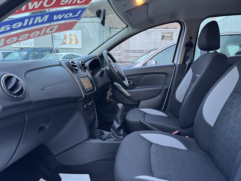 Used Dacia Sandero Stepway 2015 for sale - 76740811: Photo 26