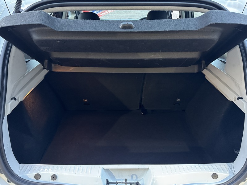 Used Dacia Sandero Stepway 2015 for sale - 76740811: Photo 54