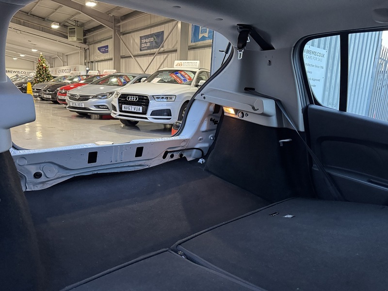 Used Dacia Sandero Stepway 2015 for sale - 76740811: Photo 57