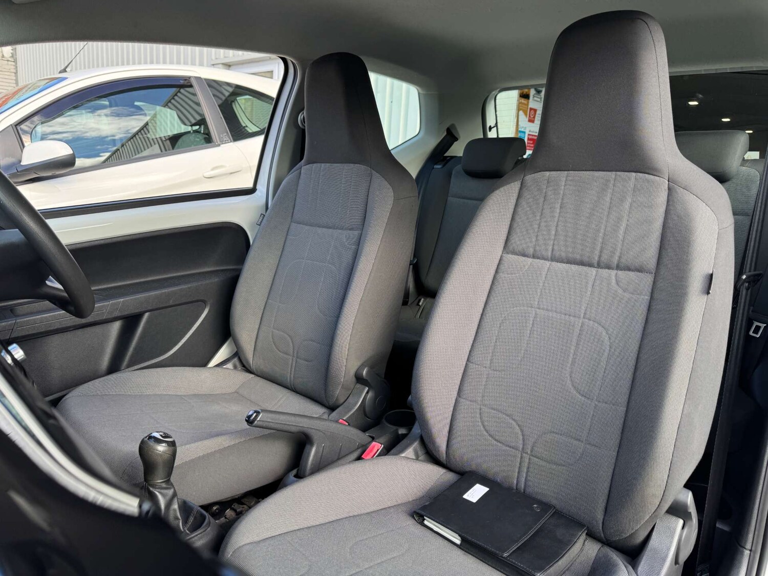 Used Volkswagen up! 2012 for sale - 77813584: Photo 25