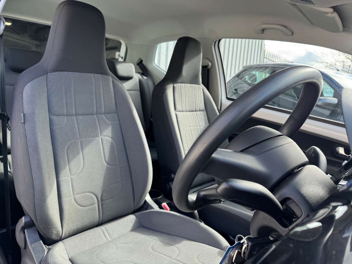 Used Volkswagen up! 2012 for sale - 77813584: Photo 30