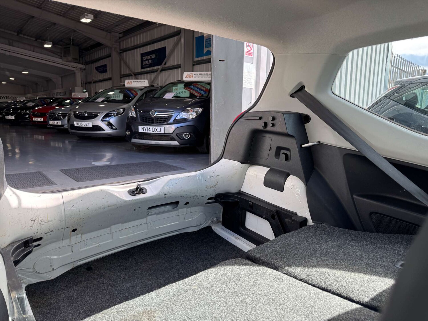 Used Volkswagen up! 2012 for sale - 77813584: Photo 49