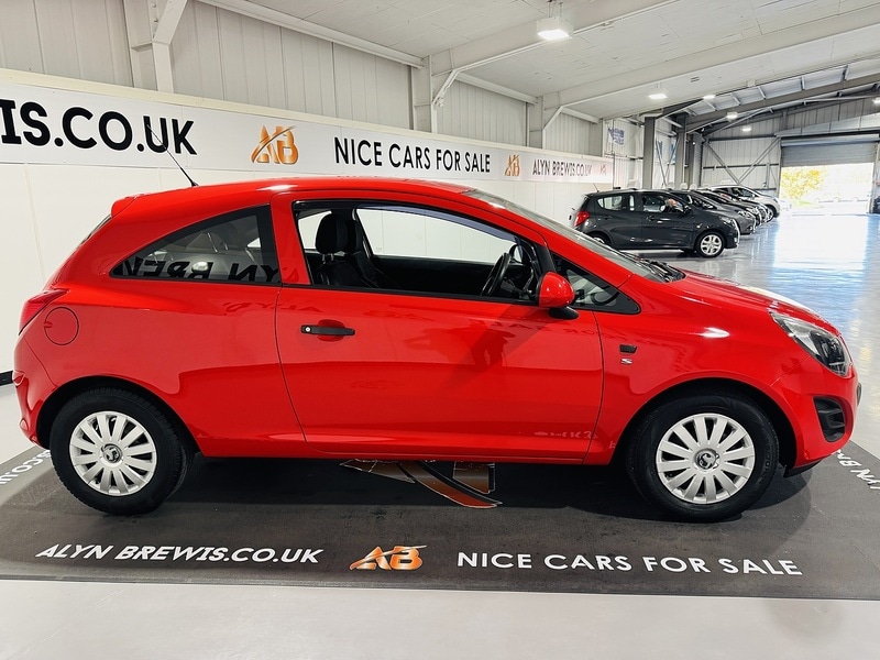 Used Vauxhall Corsa 2014 for sale - 76396633: Photo 3