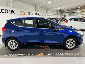 Used Ford Fiesta 2017 for sale - 77487270: Photo