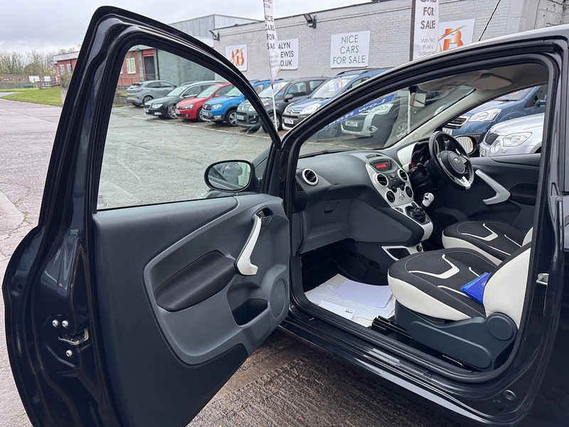 Used Ford Ka 2015 for sale - 76547359: Photo 49