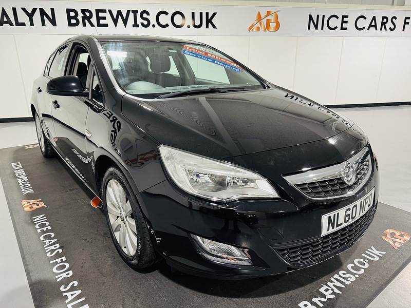 Used Vauxhall Astra 2010 for sale - 76330399: Photo 2