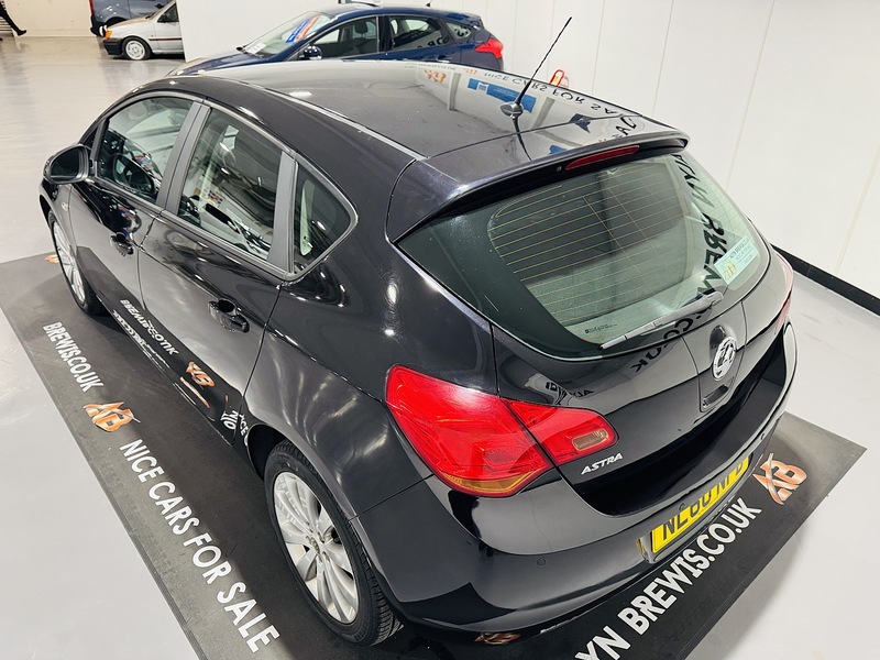 Used Vauxhall Astra 2010 for sale - 76330399: Photo 24