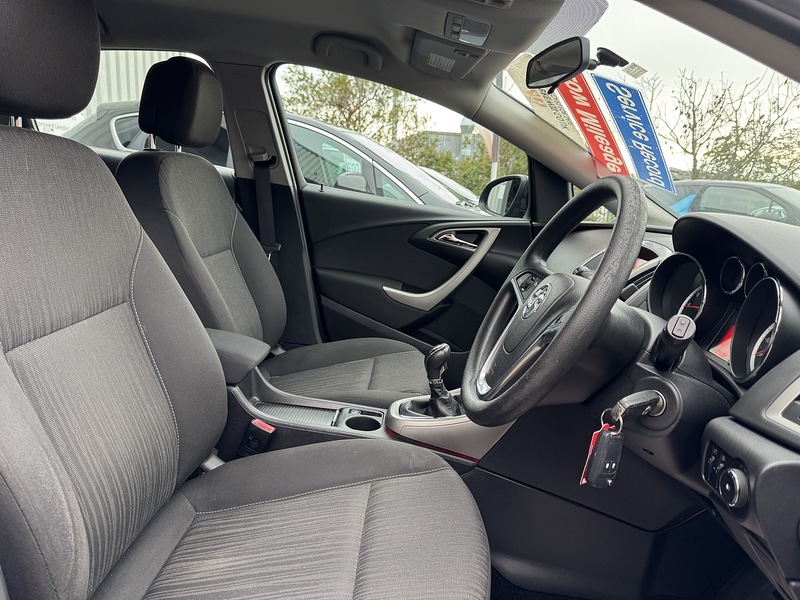 Used Vauxhall Astra 2010 for sale - 76330399: Photo 33