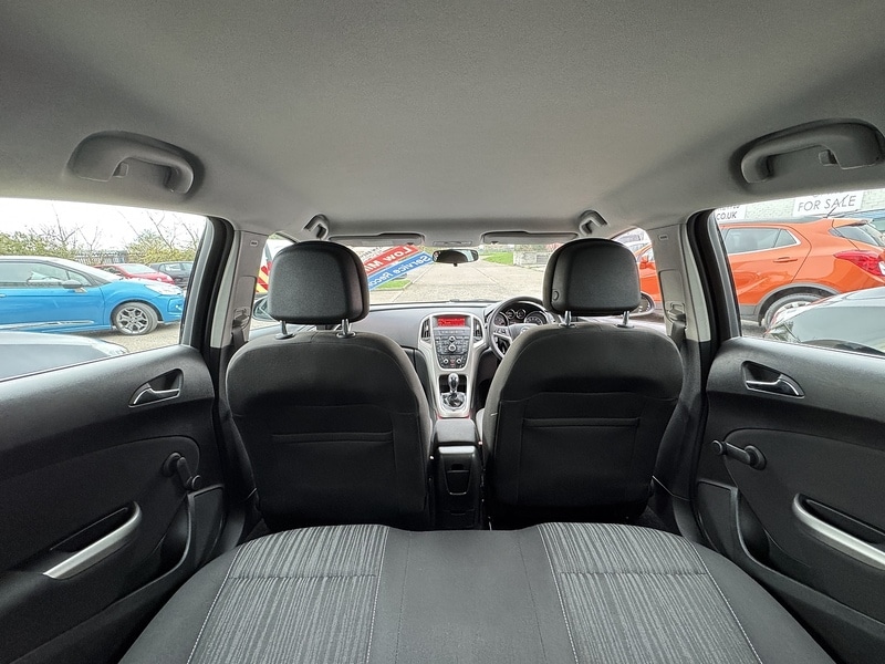 Used Vauxhall Astra 2010 for sale - 76330399: Photo 37