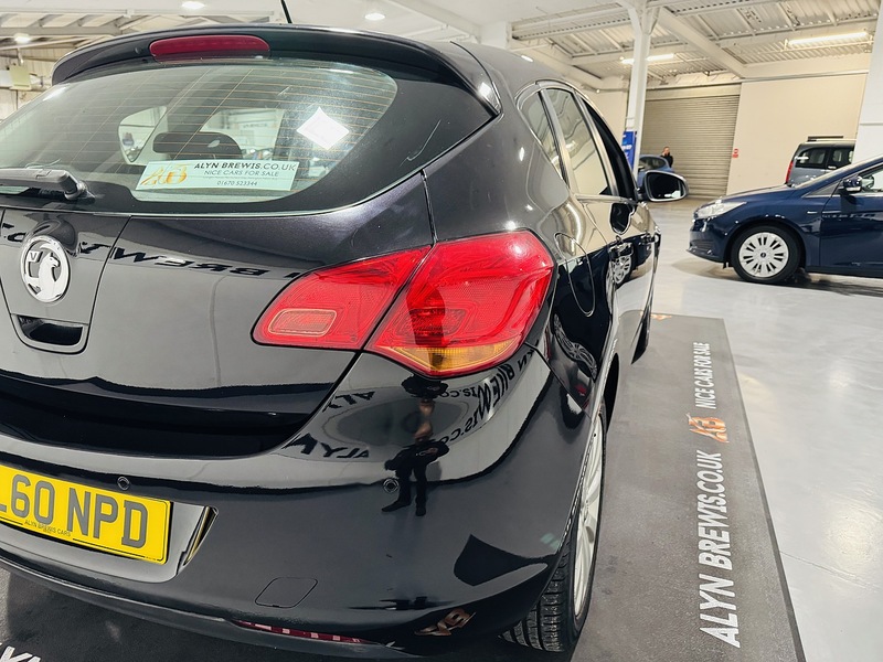 Used Vauxhall Astra 2010 for sale - 76330399: Photo 9