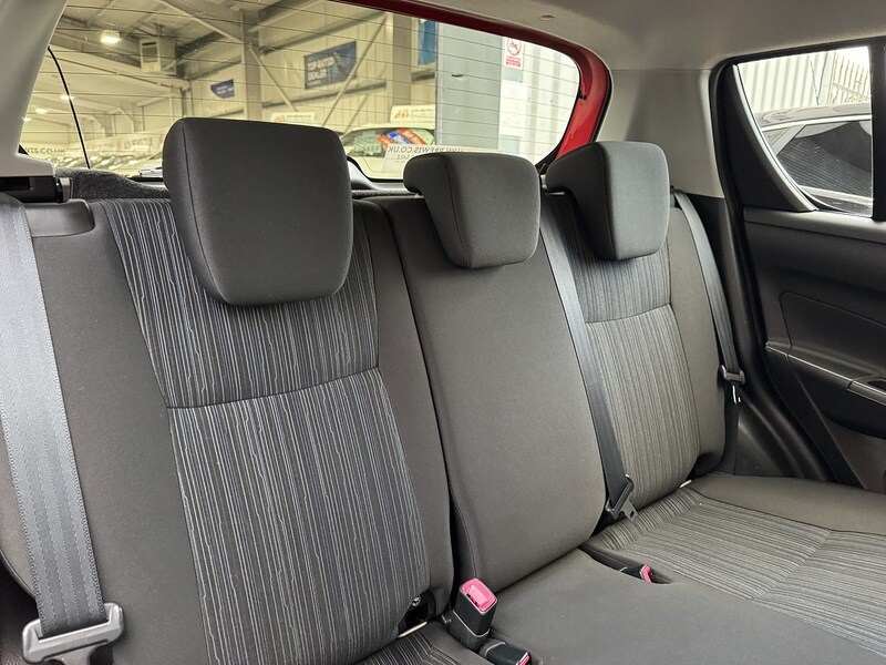 Used Suzuki Swift 2014 for sale - 76334067: Photo 31