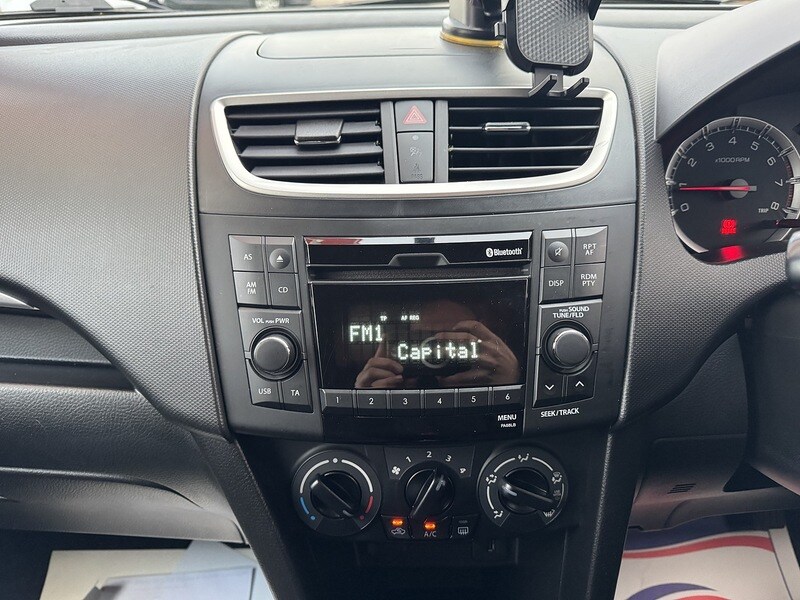 Used Suzuki Swift 2014 for sale - 76334067: Photo 42