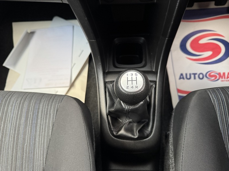 Used Suzuki Swift 2014 for sale - 76334067: Photo 44