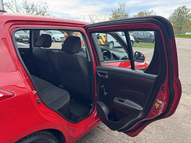 Used Suzuki Swift 2014 for sale - 76334067: Photo 50