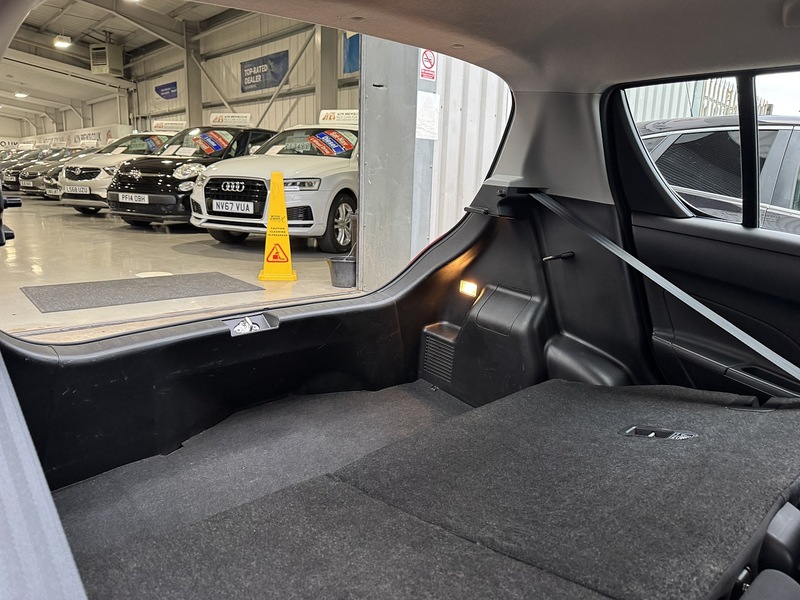 Used Suzuki Swift 2014 for sale - 76334067: Photo 57