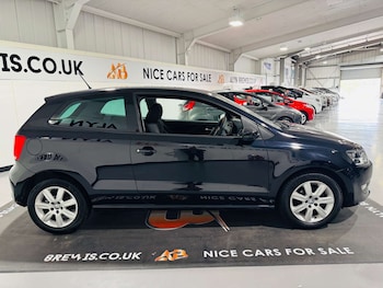 Used Volkswagen Polo 2014 for sale - 79432753: Photo