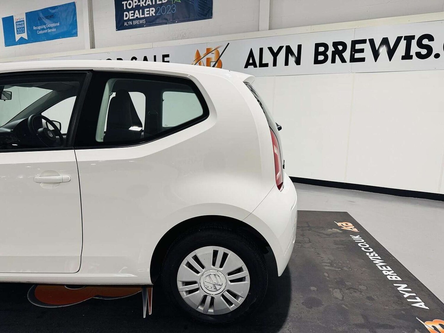 Used Volkswagen up! 2016 for sale - 77487298: Photo 12