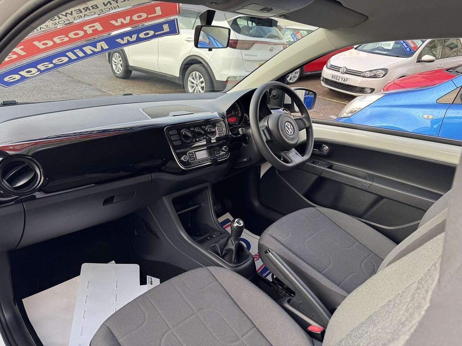 Used Volkswagen up! 2016 for sale - 77487298: Photo 27