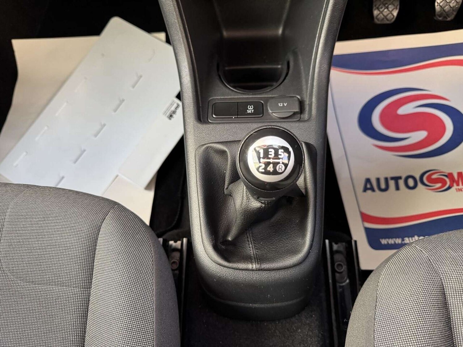 Used Volkswagen up! 2016 for sale - 77487298: Photo 41