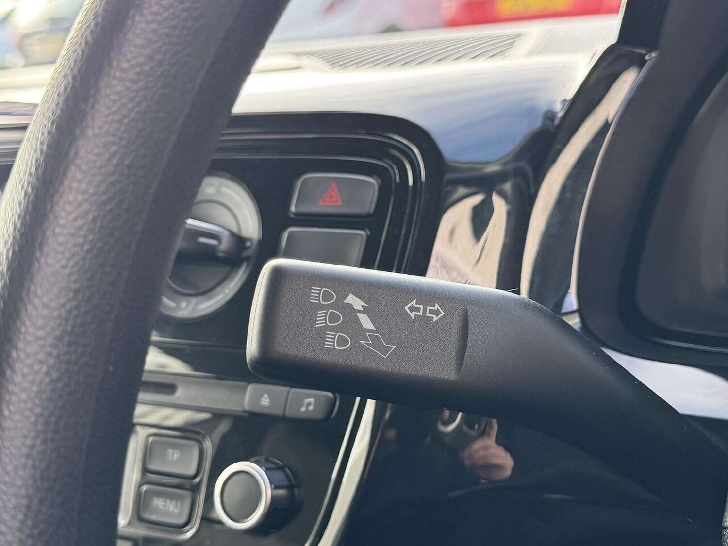 Used Volkswagen up! 2016 for sale - 77487298: Photo 43