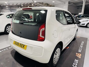 Used Volkswagen up! 2016 for sale - 77487298: Photo
