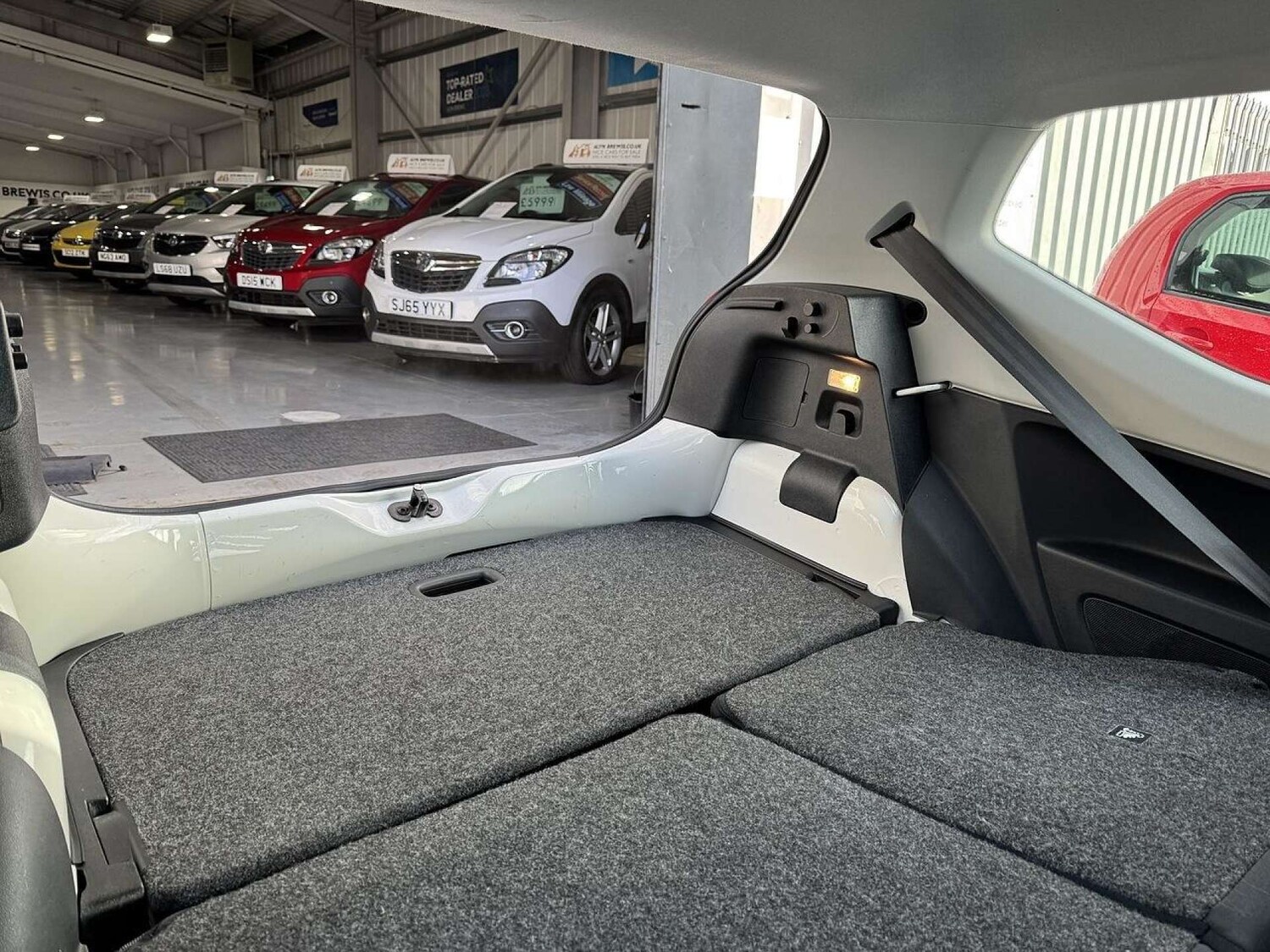 Used Volkswagen up! 2016 for sale - 77487298: Photo 52