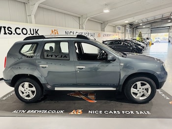 Used Dacia Duster 2014 for sale - 76763215: Photo