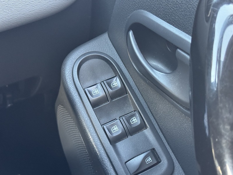 Used Dacia Duster 2014 for sale - 76763215: Photo 45