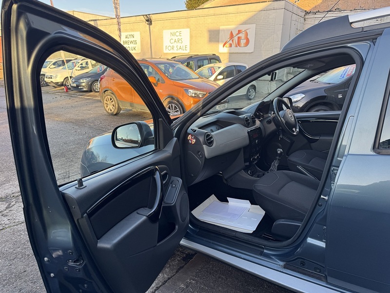 Used Dacia Duster 2014 for sale - 76763215: Photo 48