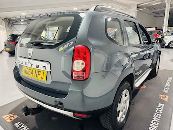Used Dacia Duster 2014 for sale - 76763215: Photo