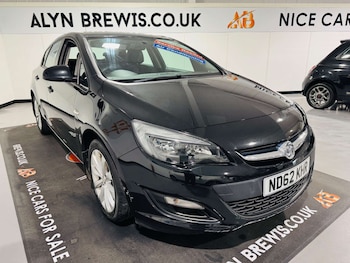 Used Vauxhall Astra 2012 for sale - 78920001: Photo