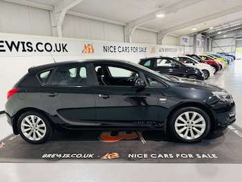 Used Vauxhall Astra 2012 for sale - 78920001: Photo