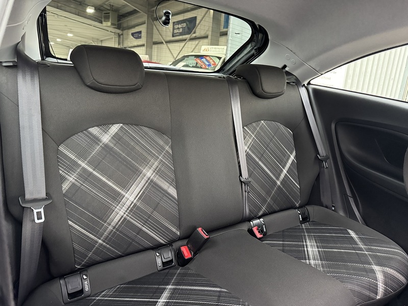 Used Vauxhall Corsa 2015 for sale - 76682336: Photo 29