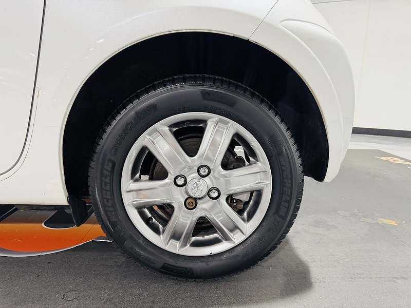 Used Toyota IQ 2014 for sale - 76185788: Photo 15