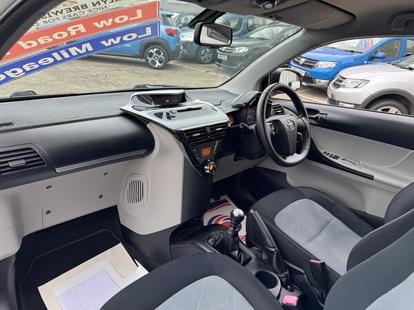 Used Toyota IQ 2014 for sale - 76185788: Photo 25