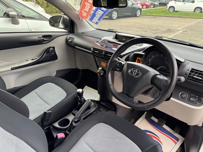 Used Toyota IQ 2014 for sale - 76185788: Photo 30