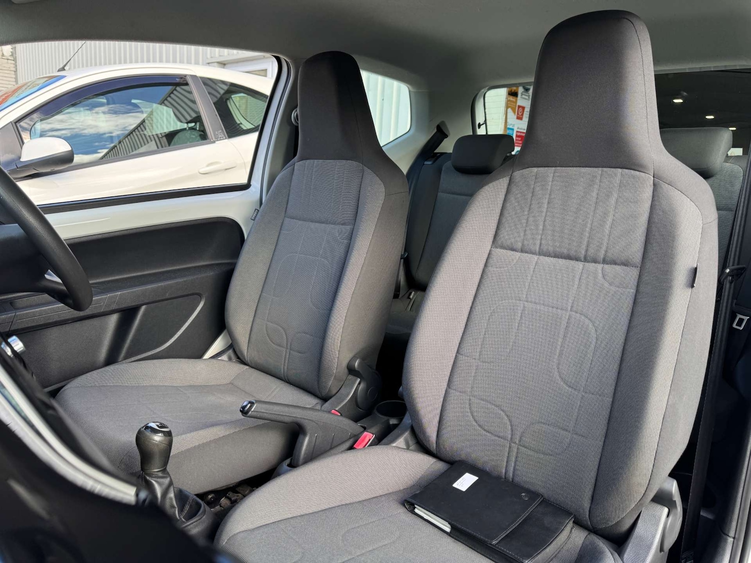 Used Volkswagen up! 2012 for sale - 77967969: Photo 25