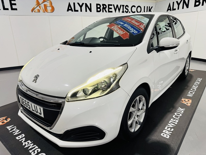 Used Peugeot 208 2016 for sale - 76392278: Photo 1